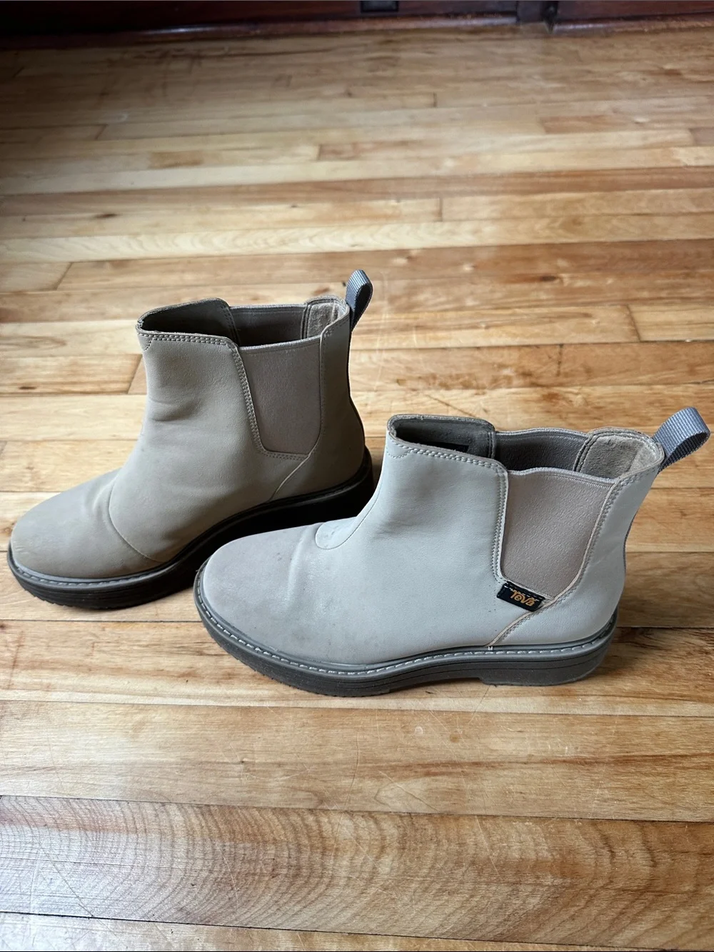 Chelsea Boots